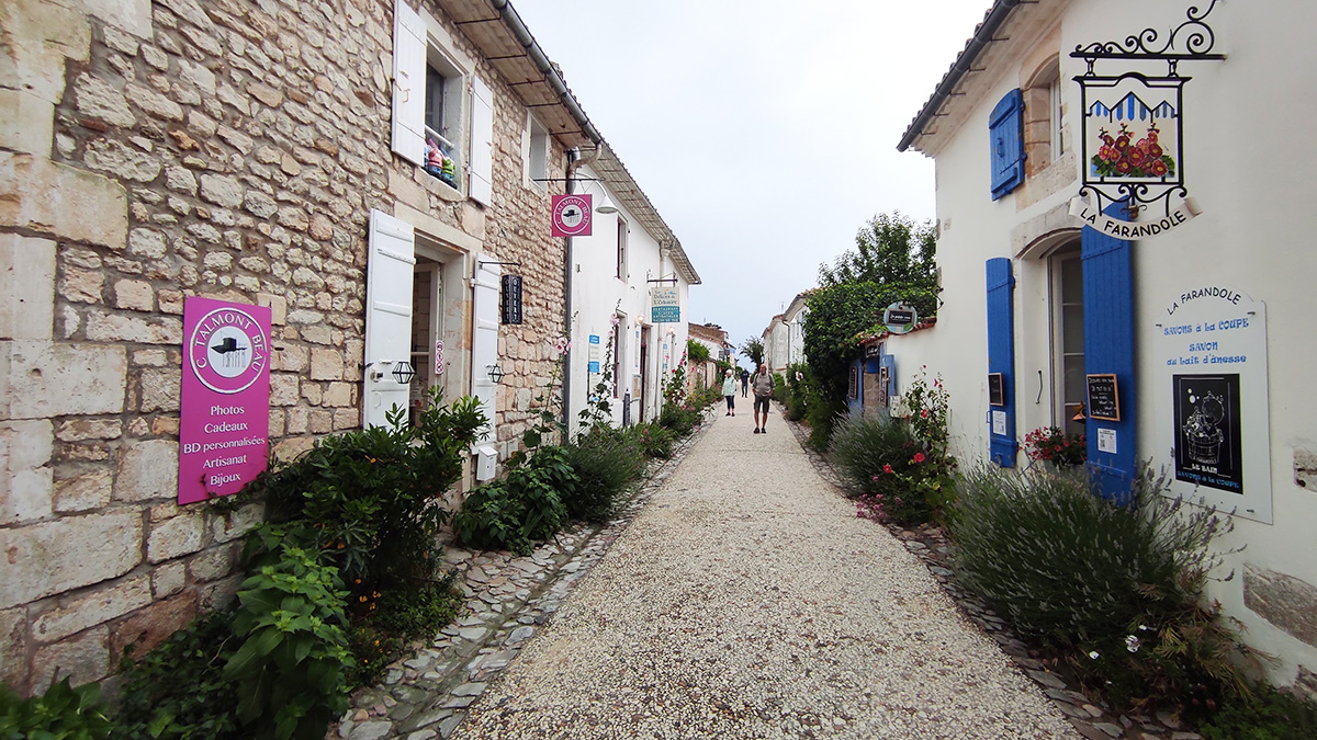 Ruelle De Talmont