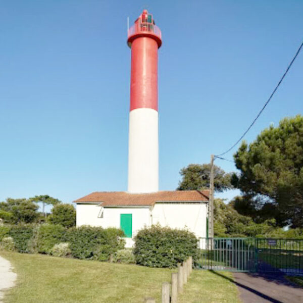 Phare De Terre N&egrave;gre