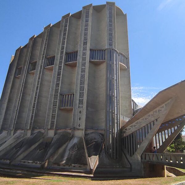 Royan &eacute;glise Notre Dame
